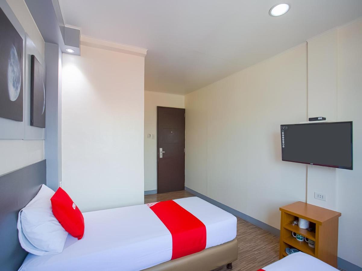 Oyo 793 Dg Budget Hotel Salem Pasay Esterno foto
