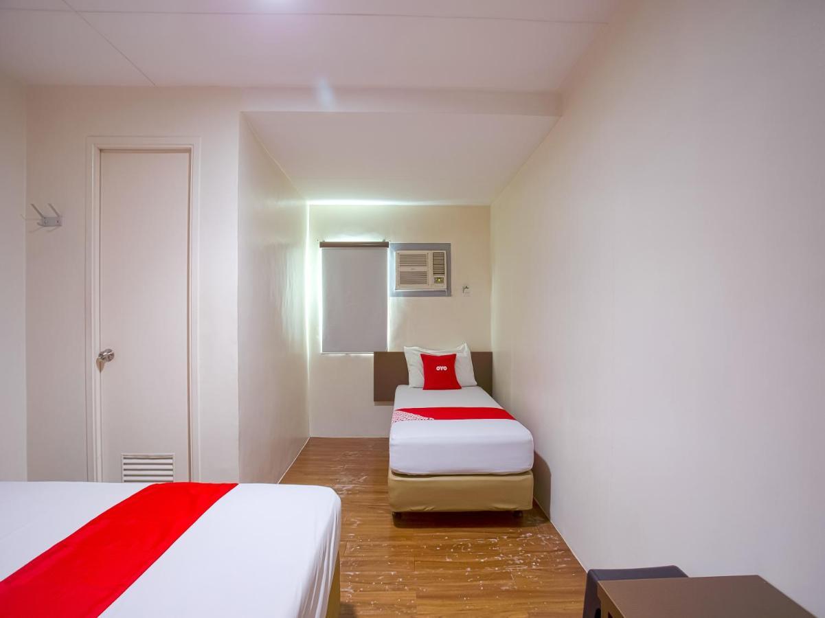 Oyo 793 Dg Budget Hotel Salem Pasay Esterno foto