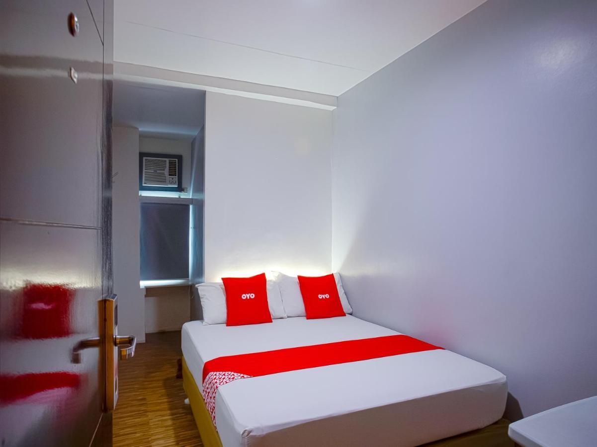 Oyo 793 Dg Budget Hotel Salem Pasay Esterno foto